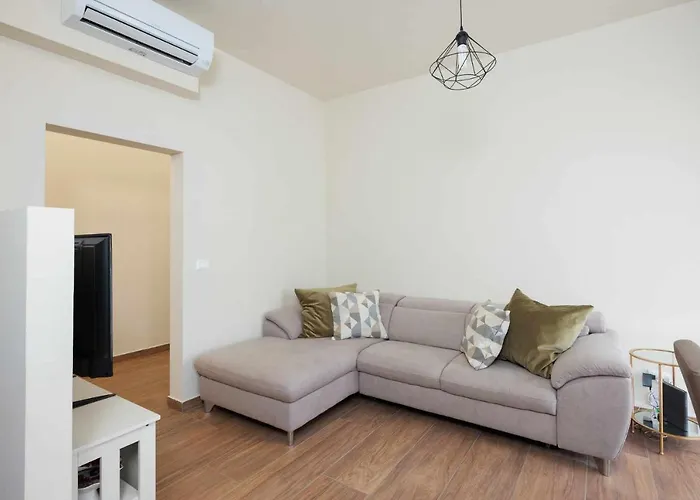 Διαμέρισμα Ci Vuole Leggerezza Free Parking *